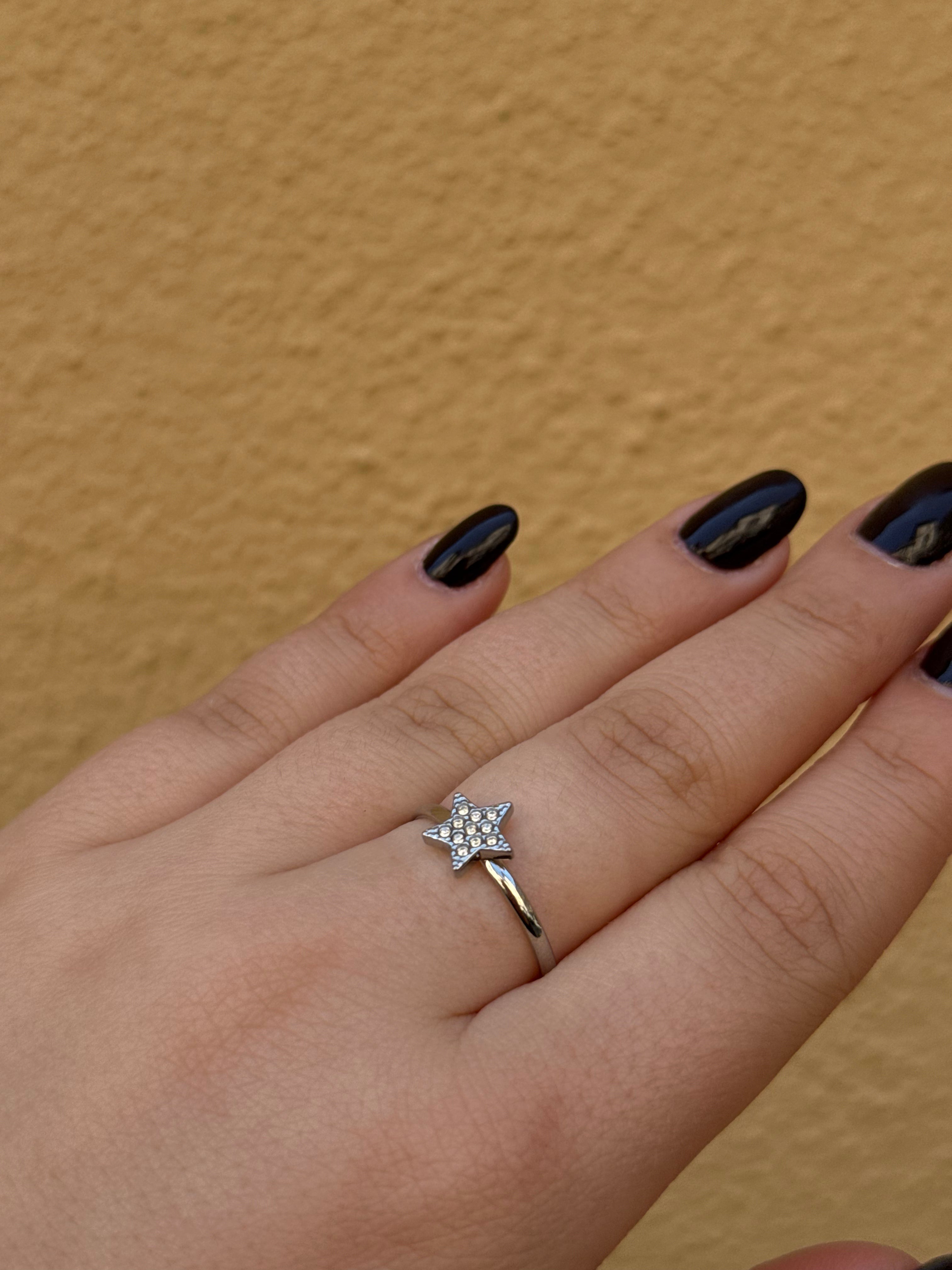 Anello stellina